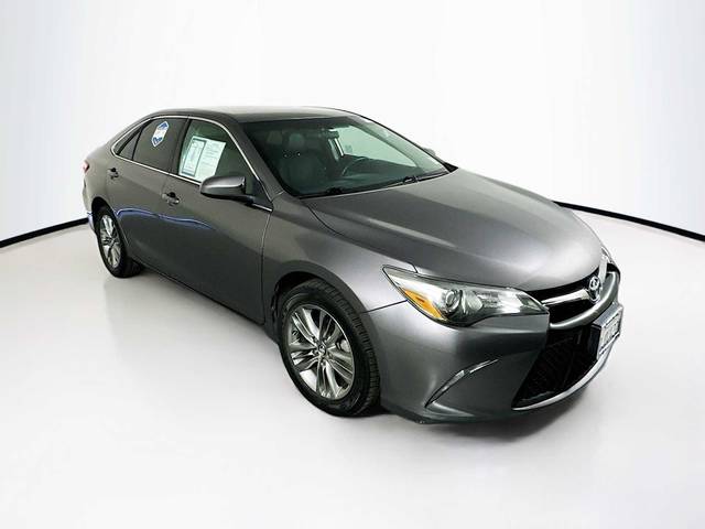 2017 Toyota Camry SE FWD photo