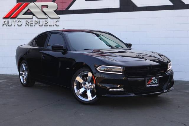 2018 Dodge Charger R/T RWD photo