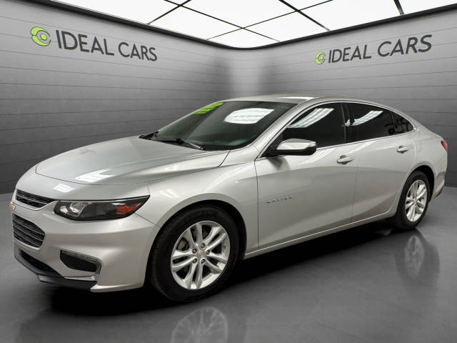 2018 Chevrolet Malibu LT FWD photo