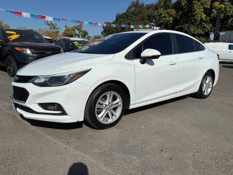 2018 Chevrolet Cruze LT FWD photo