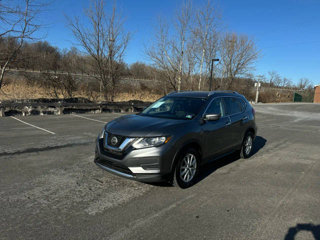 2018 Nissan Rogue SV FWD photo