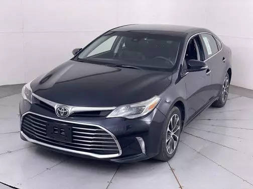 2018 Toyota Avalon XLE FWD photo