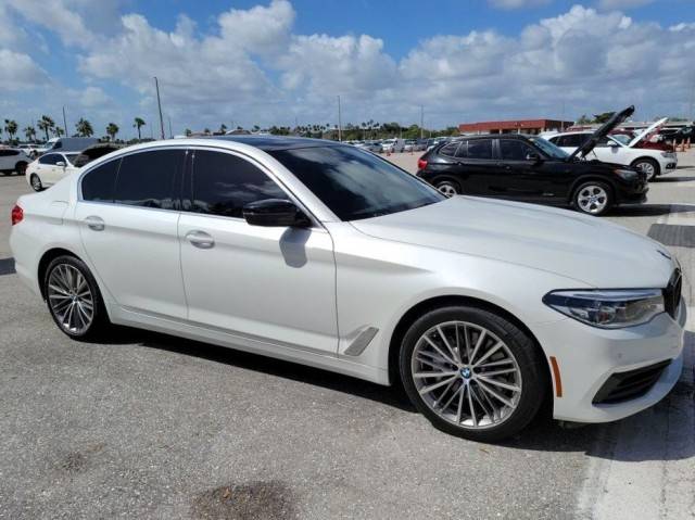 2019 BMW 5 Series 530i xDrive AWD photo