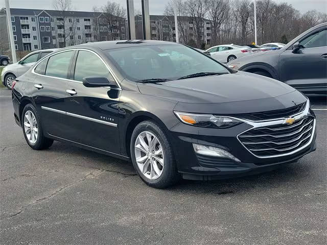 2019 Chevrolet Malibu LT FWD photo