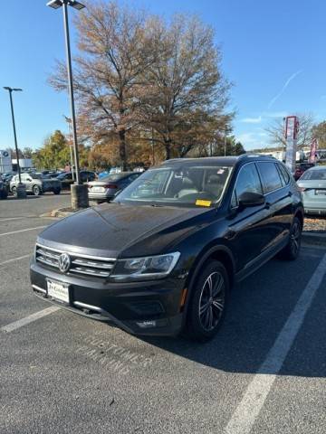 2019 Volkswagen Tiguan SEL R-Line Black AWD photo