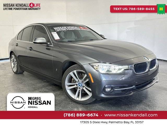 2018 BMW 3 Series 330e iPerformance RWD photo