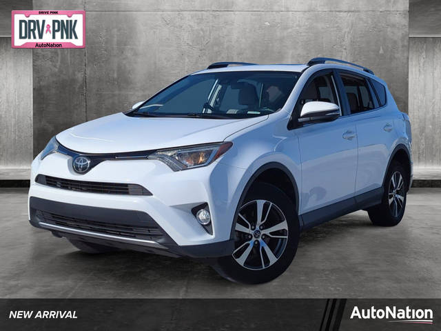 2018 Toyota RAV4 XLE FWD photo