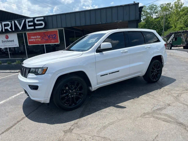 2019 Jeep Grand Cherokee Altitude 4WD photo