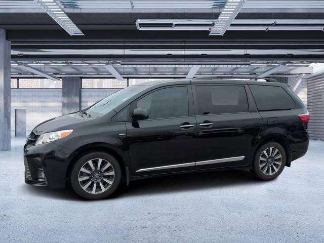 2019 Toyota Sienna XLE AWD photo