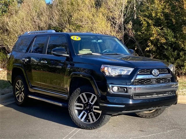 2019 Toyota 4Runner Limited 4WD photo