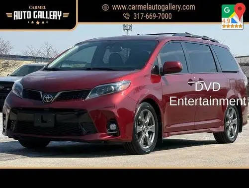2019 Toyota Sienna SE FWD photo