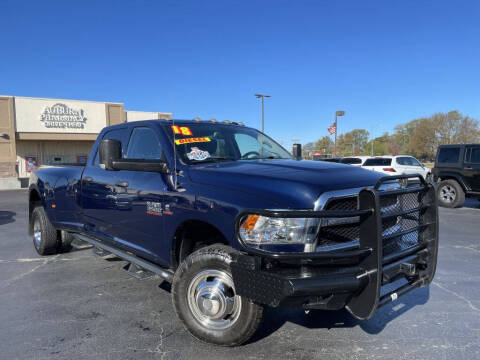 2018 Ram 3500 Tradesman 4WD photo