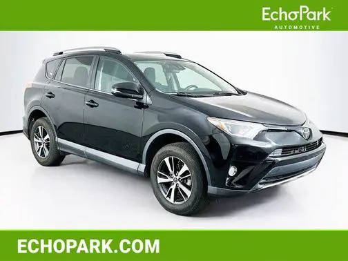 2018 Toyota RAV4 XLE FWD photo