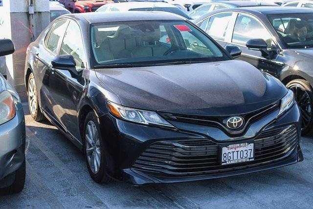 2019 Toyota Camry LE FWD photo
