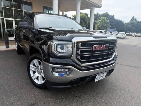 2018 GMC Sierra 1500 SLE 4WD photo