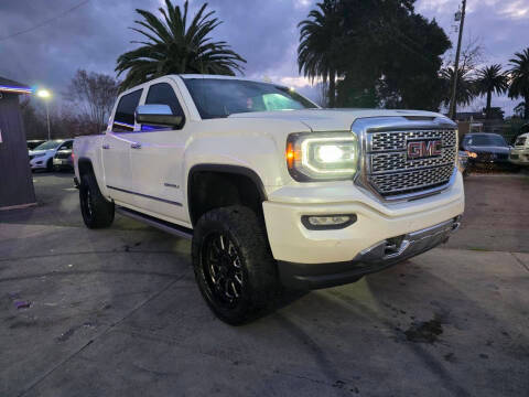 2018 GMC Sierra 1500 Denali 4WD photo