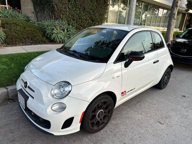 2018 FIAT 500 Pop FWD photo