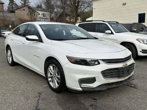 2018 Chevrolet Malibu LT FWD photo