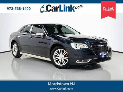 2017 Chrysler 300 300C RWD photo