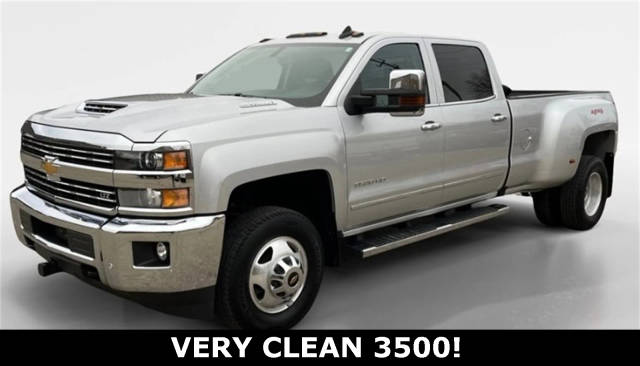 2019 Chevrolet Silverado 3500HD LTZ 4WD photo