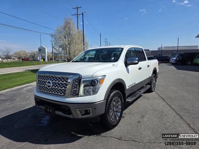2019 Nissan Titan Platinum Reserve 4WD photo