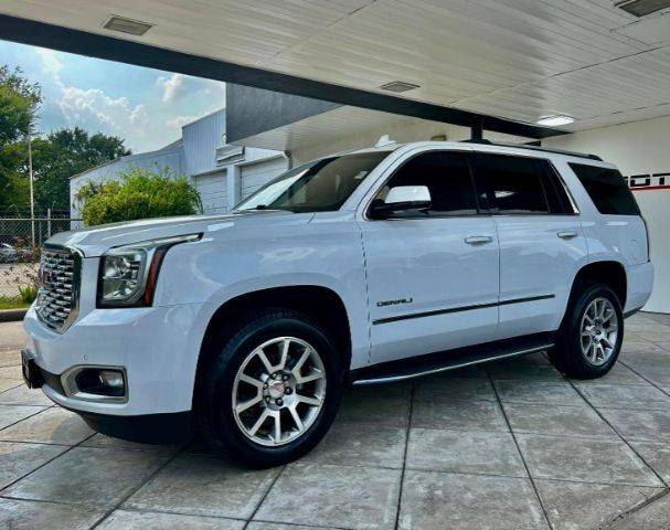 2019 GMC Yukon Denali RWD photo