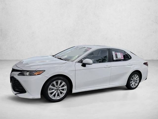 2019 Toyota Camry LE FWD photo