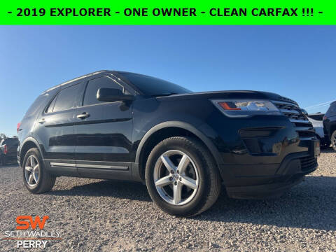 2019 Ford Explorer Base FWD photo