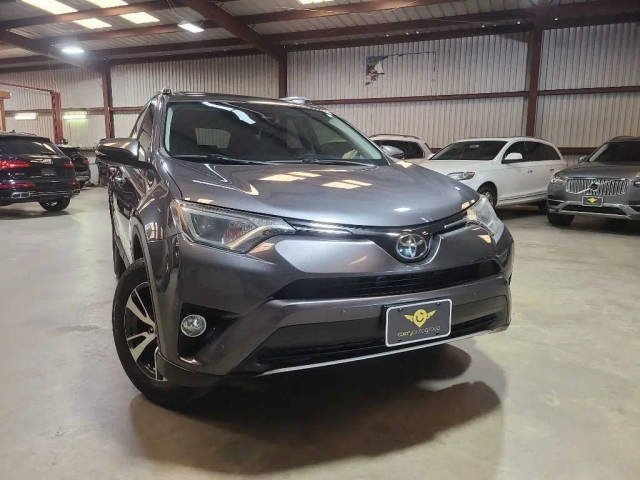 2018 Toyota RAV4 XLE FWD photo