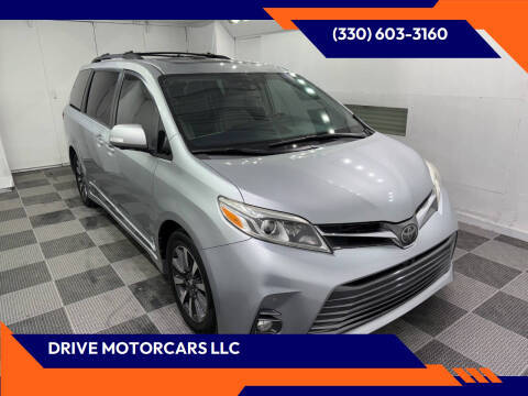 2019 Toyota Sienna Limited Premium FWD photo
