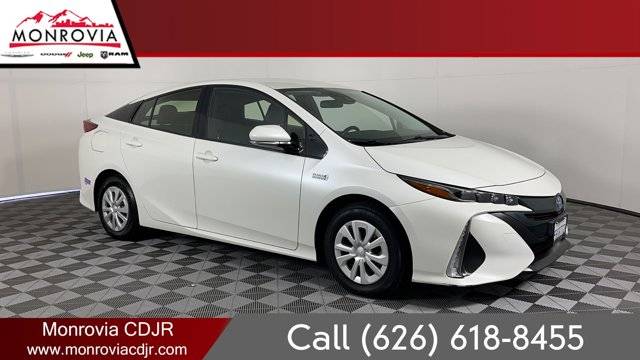 2018 Toyota Prius Prime Premium FWD photo