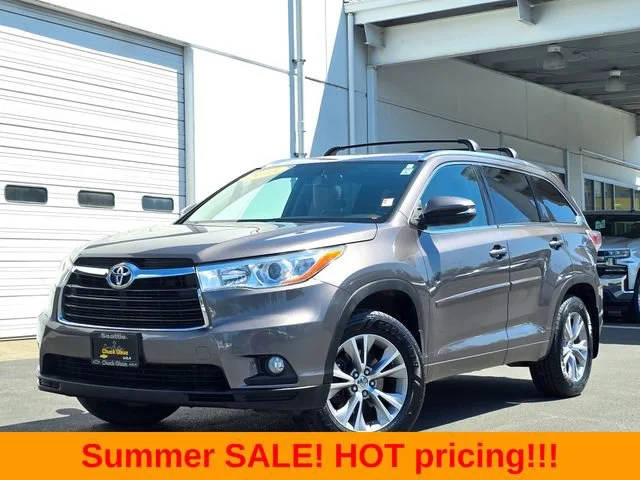 2015 Toyota Highlander XLE AWD photo