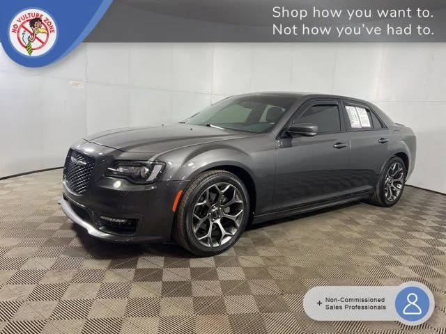 2018 Chrysler 300 300S RWD photo