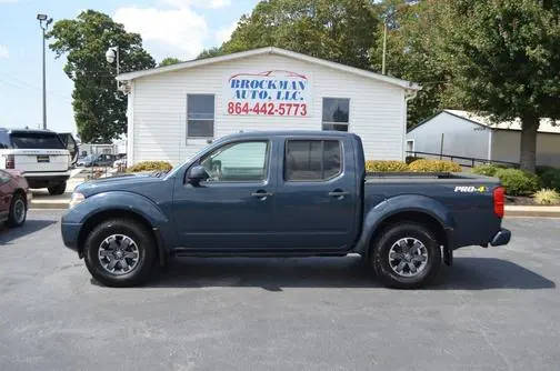 2018 Nissan Frontier PRO-4X 4WD photo
