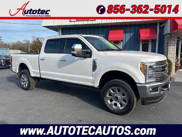 2019 Ford F-250 Super Duty LARIAT 4WD photo