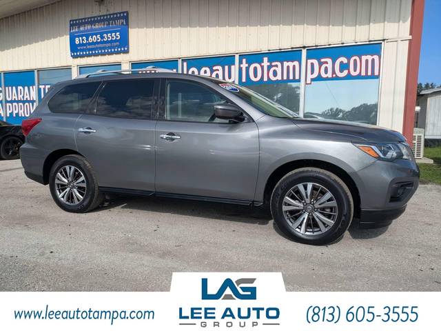 2019 Nissan Pathfinder S 4WD photo