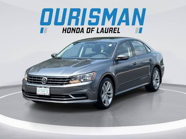 2019 Volkswagen Passat 2.0T Wolfsburg Edition FWD photo