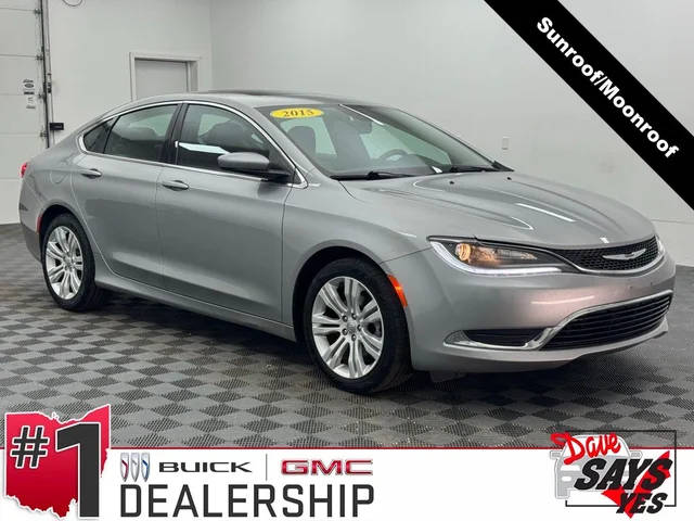 2015 Chrysler 200 Limited FWD photo