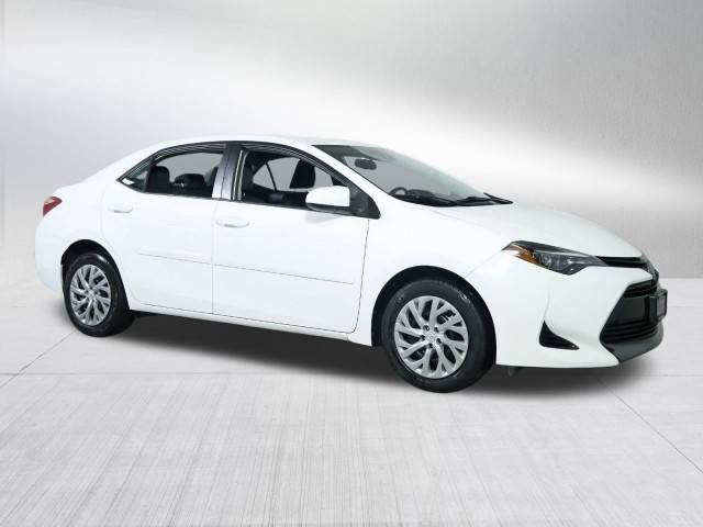 2019 Toyota Corolla LE FWD photo