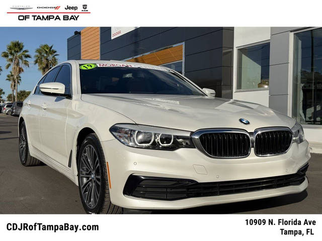 2019 BMW 5 Series 530i RWD photo