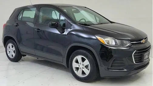 2019 Chevrolet Trax LS FWD photo