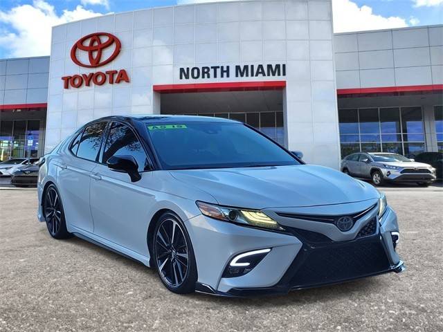 2019 Toyota Camry XSE FWD photo