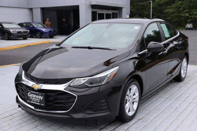 2019 Chevrolet Cruze LT FWD photo