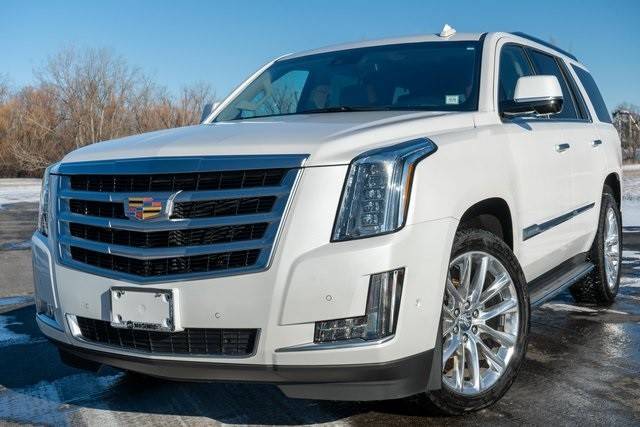 2019 Cadillac Escalade Luxury 4WD photo