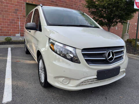 2019 Mercedes-Benz Metris  RWD photo