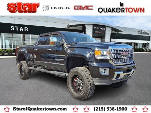 2019 GMC Sierra 2500HD Denali 4WD photo