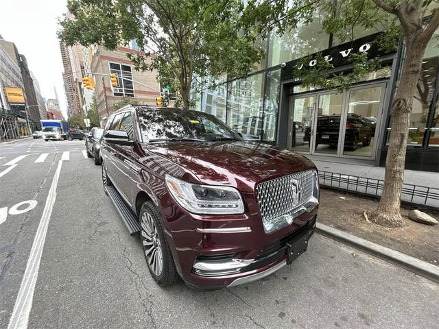 2019 Lincoln Navigator Reserve 4WD photo
