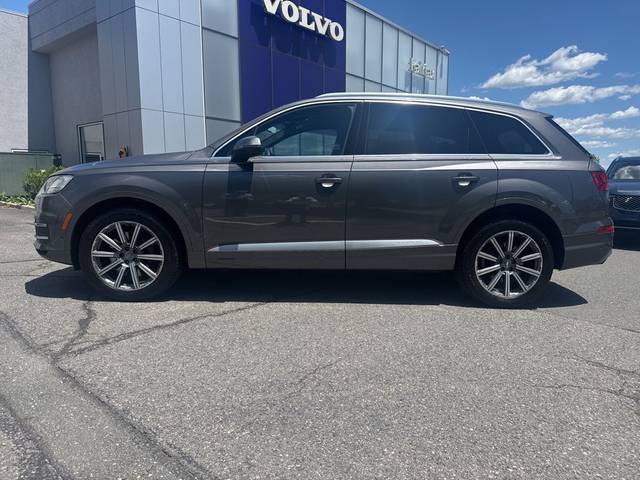 2019 Audi Q7 Premium Plus AWD photo