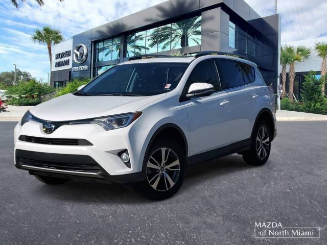 2018 Toyota RAV4 XLE FWD photo