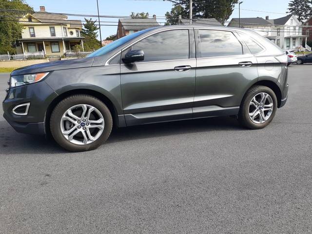2018 Ford Edge Titanium AWD photo